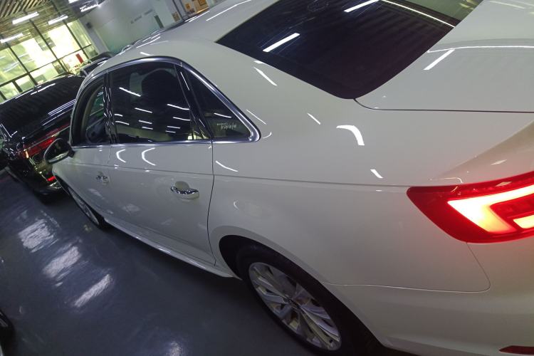 Used Audi A4L 2019 40 TFSI Ambition China VI
