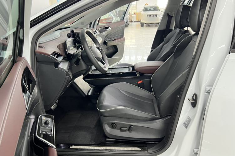 Used Volkswagen ID.6 X 2023 Upgraded Model Pure Long-Range Version