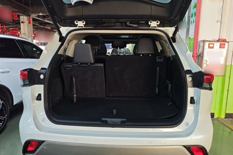 Used Toyota Highlander 2024 2.5L Smart e-Power Dual-Motor All-Wheel-Drive Supreme Edition – 7 Seats
