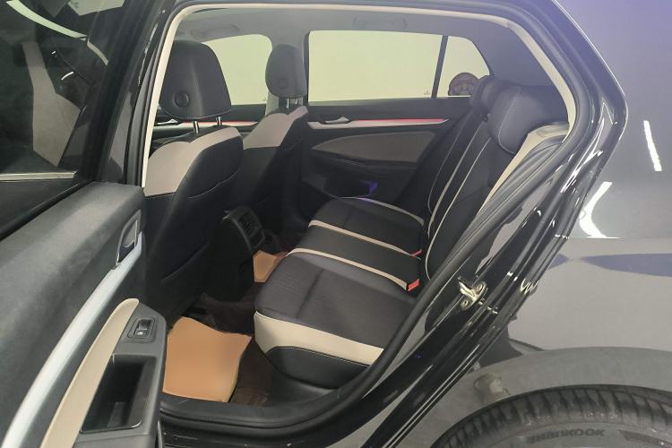 Used Volkswagen Golf 2023 Facelift 280TSI DSG Pro
