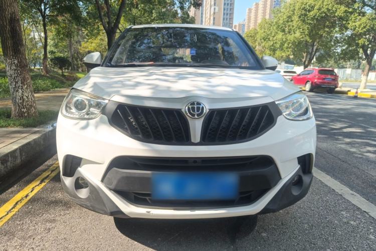 Used Brilliance V3 2015 1.5L Manual Comfort Model
