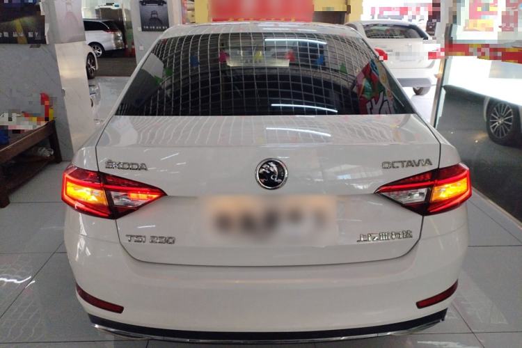 Used Skoda Octavia 2019 TSI230 DSG Luxury Edition