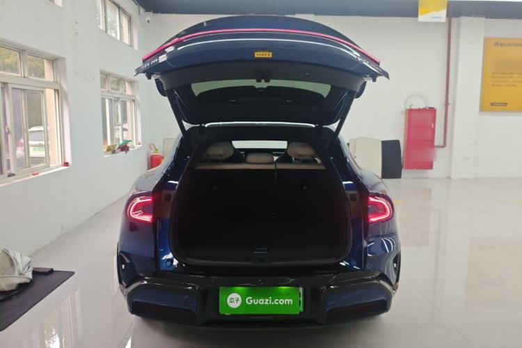 Used  YU7 2025 Ultra-Long Range High-Performance All-Wheel-Drive Max Edition