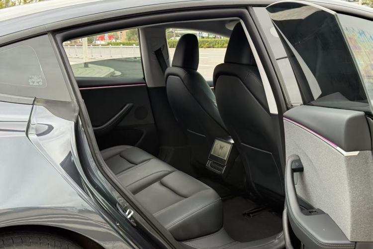 Used Tesla Model 3 2023 Rear-Wheel-Drive Version
