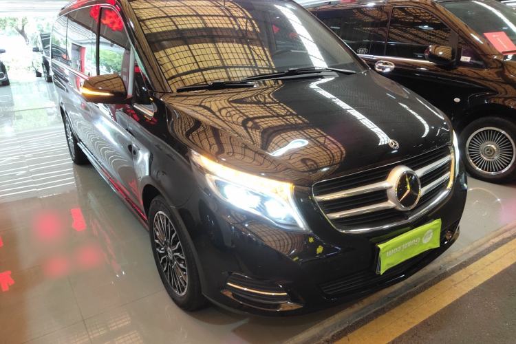 Used Mercedes-Benz V-Class 2018 V 260 L Prestige Extended Version China VI
