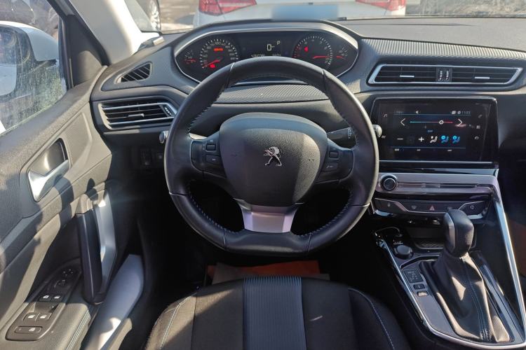 Used Peugeot 308 2016 1.6L Automatic Luxury Edition
