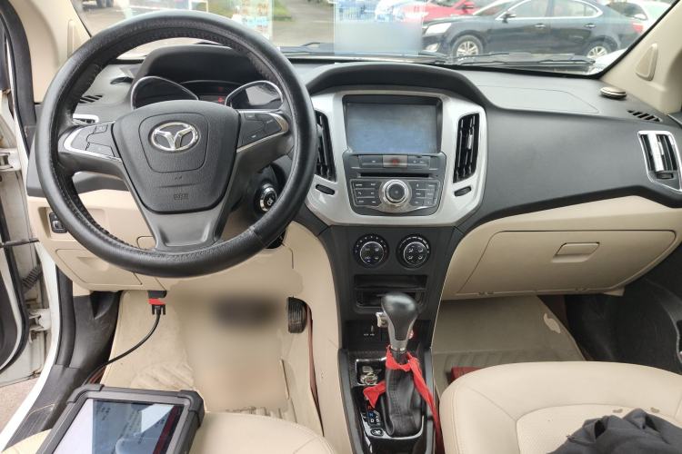 Used FAW Yingzhi G3 2015 1.5L CVT Zhihao Edition
