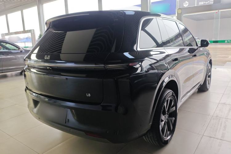 Used Li Auto L8 2023 Pro Model
