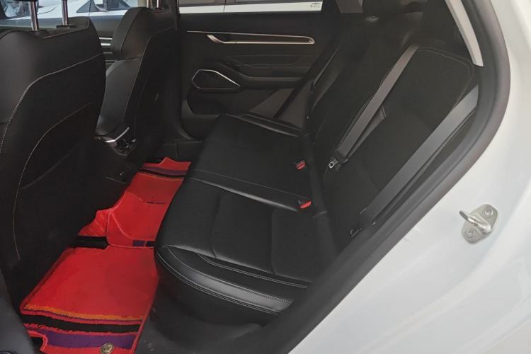 Used Geely Auto Emgrand 2023 4th Generation Champion Edition 1.5L CVT Prestige Model
