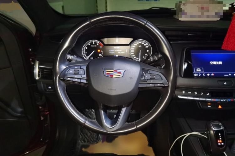 Used Cadillac XT4 2018 28T Two-Wheel Drive Tech Version
