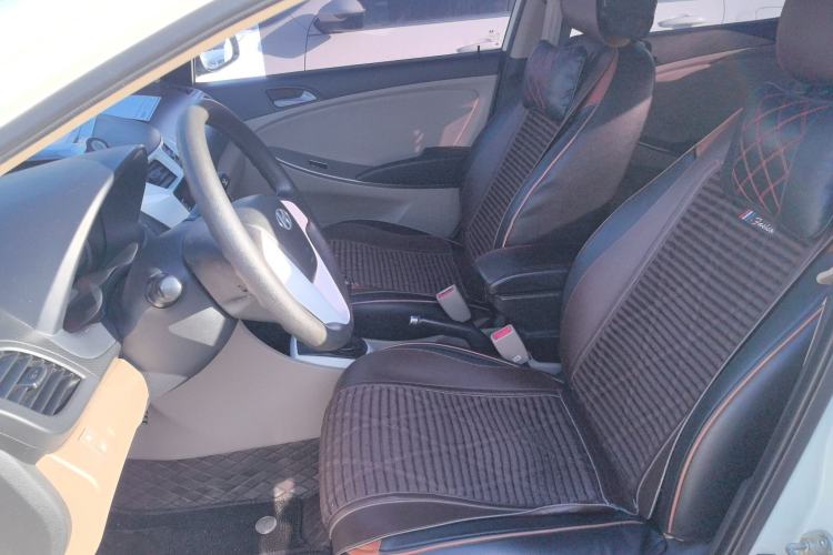 Used Hyundai Verna 2014 1.4L Manual Smart GLS Trim
