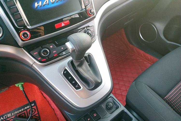 Used Haval M6 2019 1.5T DCT Two-Wheel Drive Urban Version China VI Standard
