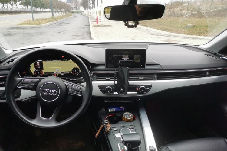 Used Audi A4L 2019 40 TFSI Fashion Edition China VI Emission Standard