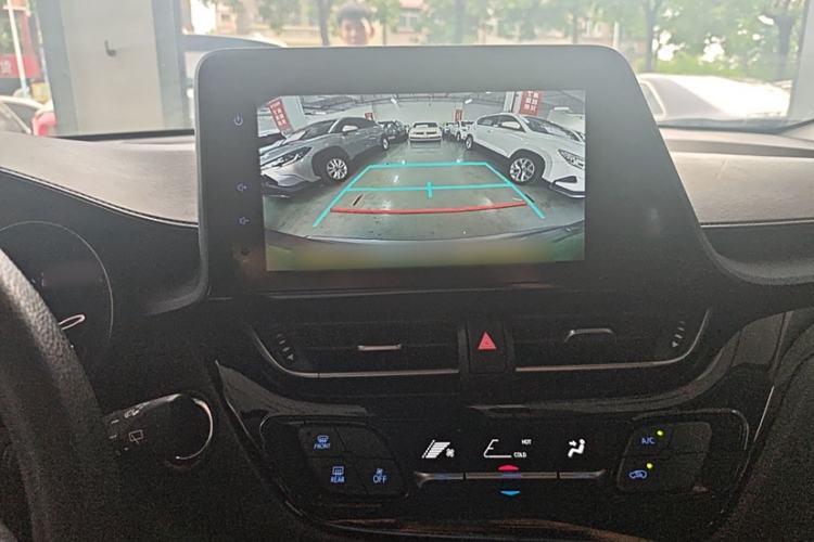 Used Toyota IZOA 2021 2.0L Enjoy Edition
