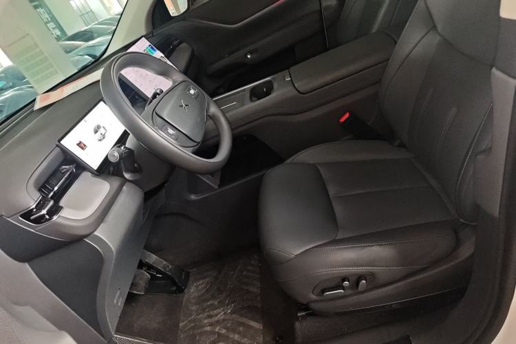 Used XPeng G6 2025 625 Long-Range Max Flagship Edition
