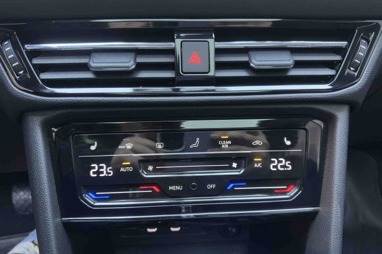 Used Volkswagen Tharu 2022 280TSI Two-Wheel-Drive Luxury Edition