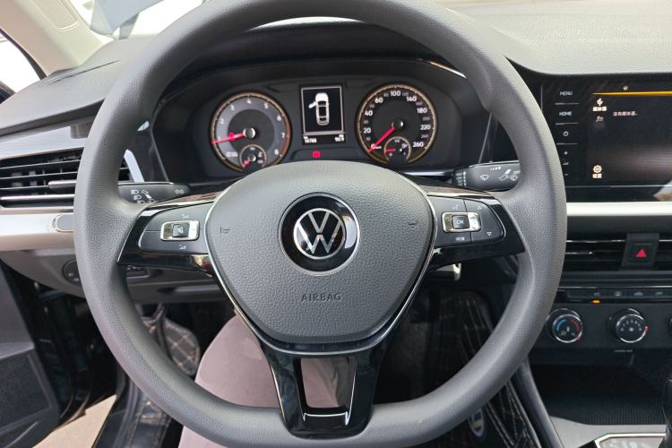 Used Volkswagen Lavida 2021 1.5L Automatic Comfort Edition
