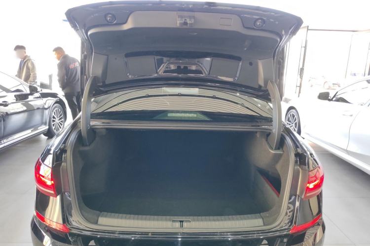 Used Volkswagen Passat 2022 330TSI Starry Luxury Edition
