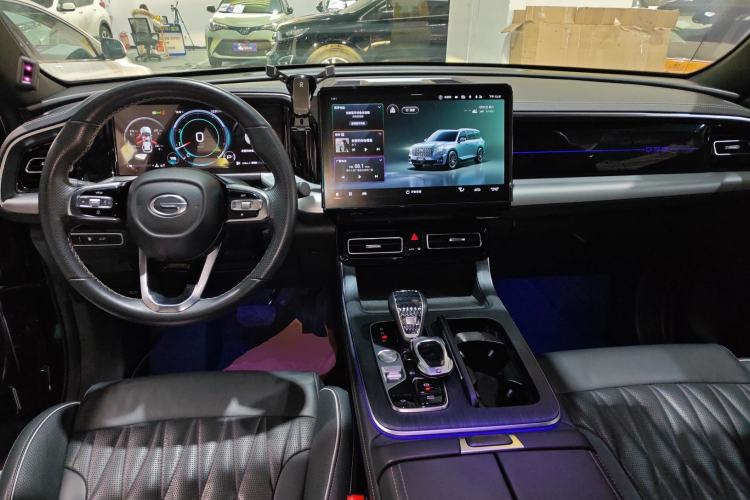 Used GAC Trumpchi GS8 2022 Flagship Series 2.0 TGDI Four-Wheel Drive Luxury Smart Connectivity Version (7 Seats)