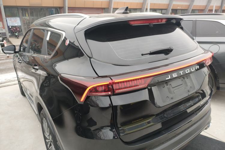 Used JETOUR X70 PLUS 2023 1.5T DCT Ziqiang PRO 5-Seater
