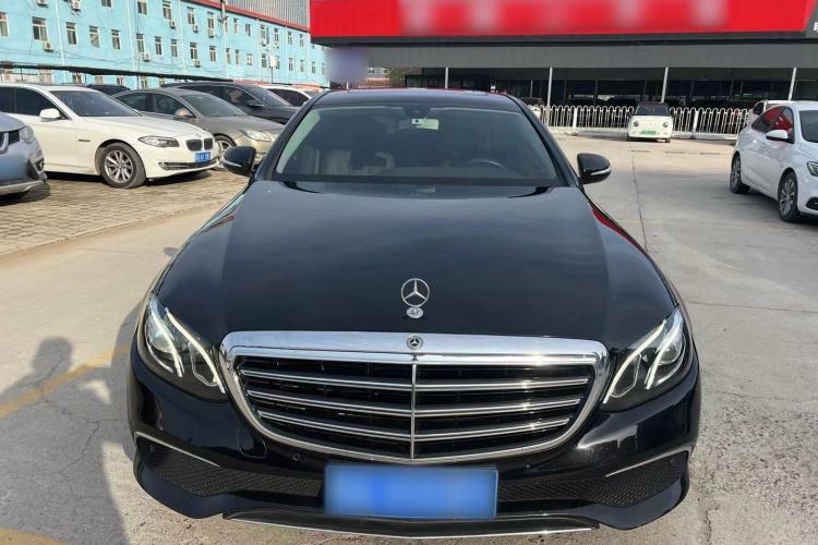 Used Mercedes-Benz E-Class 2019 E 260 L
