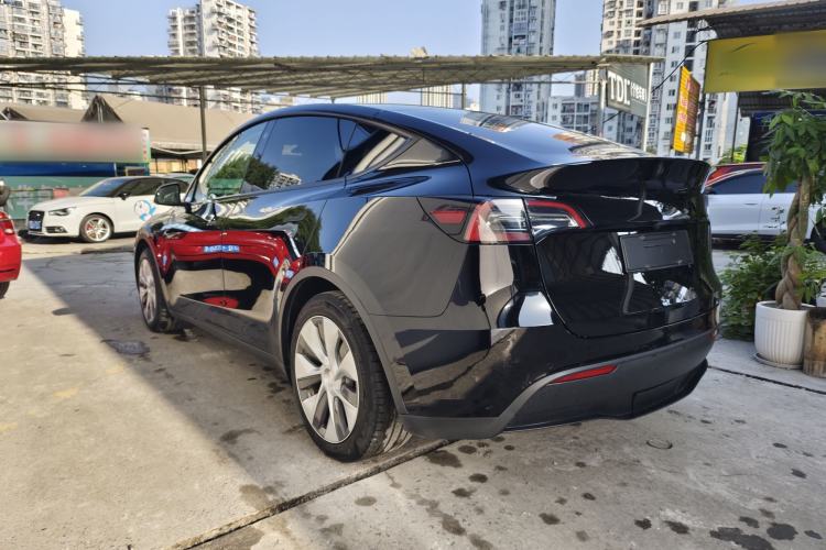 Used Tesla Model Y 2021 Standard Range Rear-Wheel Drive Version
