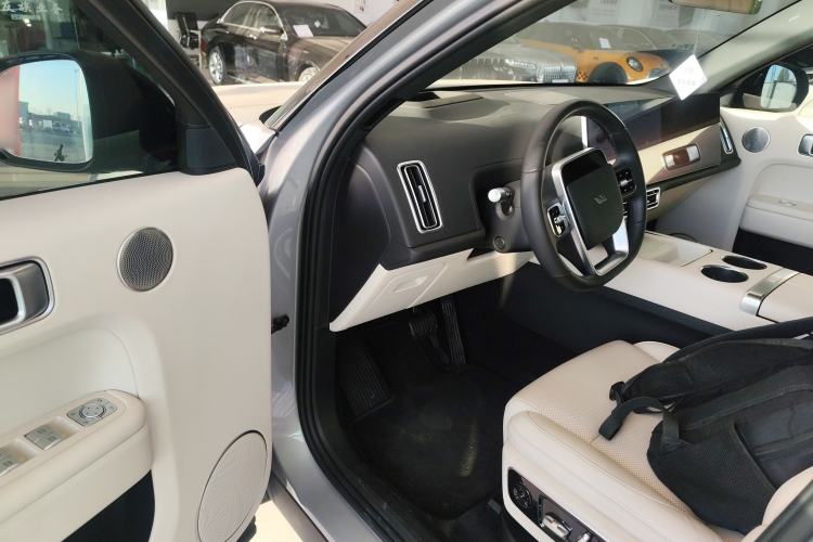 Used Li Auto L7 2023 Pro Model
