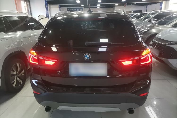 Used BMW X1 2016 xDrive20Li Luxury Model

