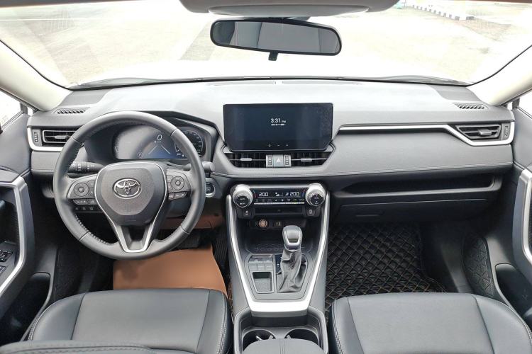 Used Toyota Wildlander 2023 2.0L CVT Two-Wheel Drive Luxury PLUS Edition
