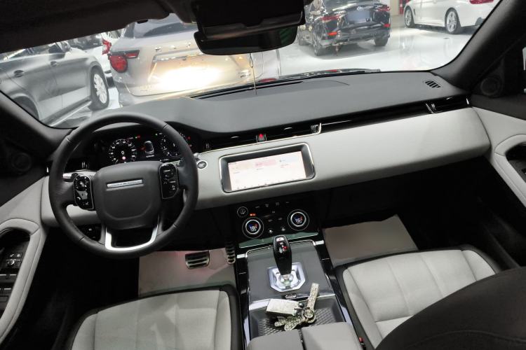 Used Land Rover Range Rover Evoque 2020 249 PS R-DYNAMIC S Black Edition Sport Version
