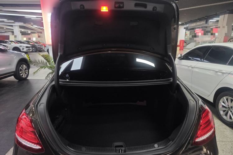 Used Mercedes-Benz E-Class 2018 Facelift E 200 L Sport Edition