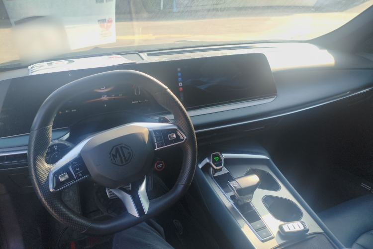 Used MG 7 2023 1.5T DCT Luxurious Supreme Edition
