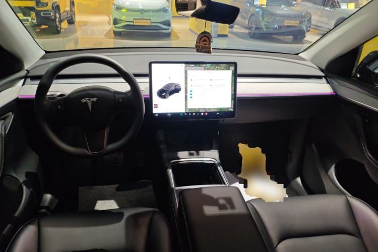 Used Tesla Model Y 2023 Rear-Wheel-Drive Version
