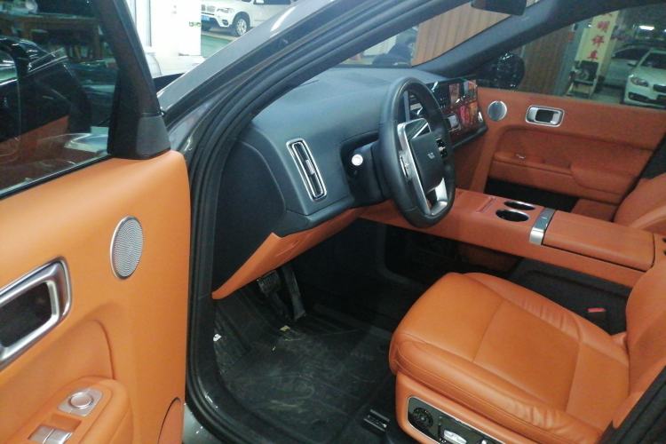 Used Li Auto L8 2023 Pro Model