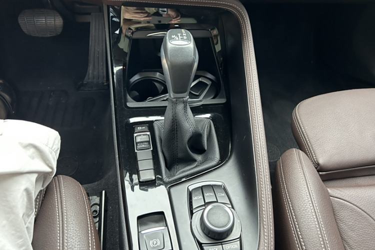 Used BMW X1 2018 sDrive18Li Luxury Model
