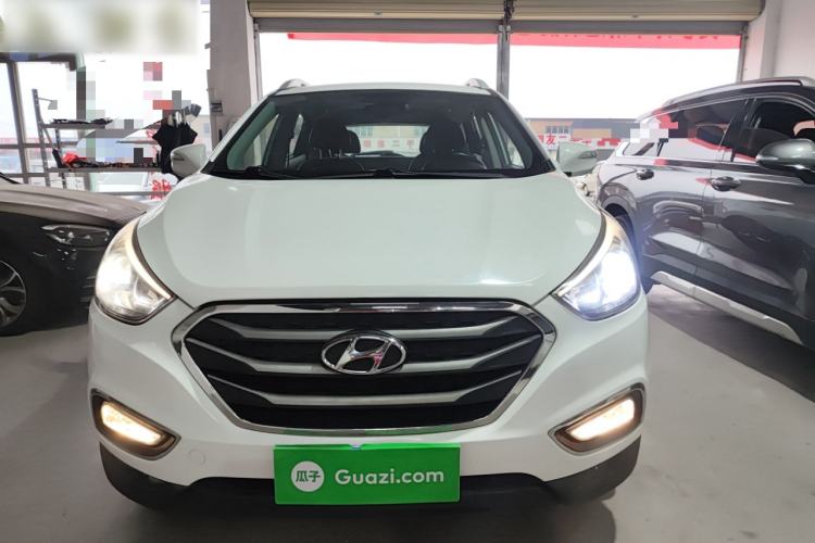 Used Hyundai ix35 2015 2.0L Automatic 2WD Smart Type China IV