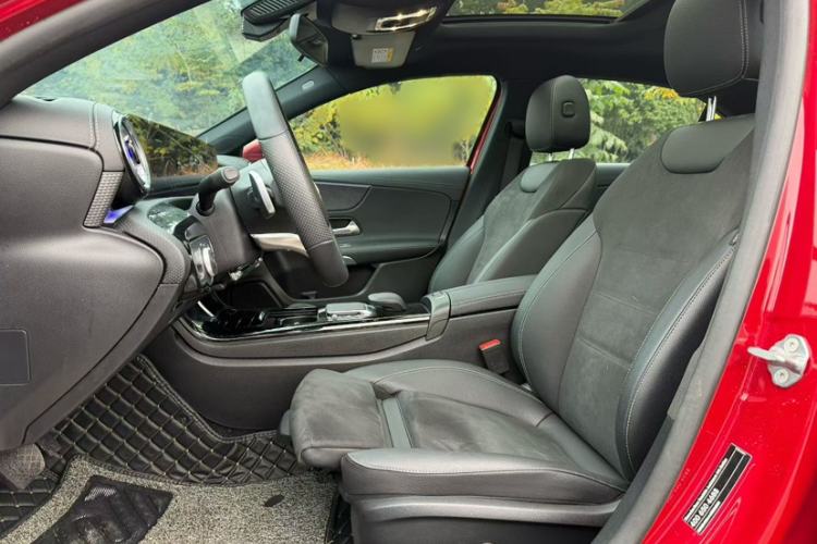 Used Mercedes-Benz A-Class 2021 A 200 L Sport Sedan Fashion Model
