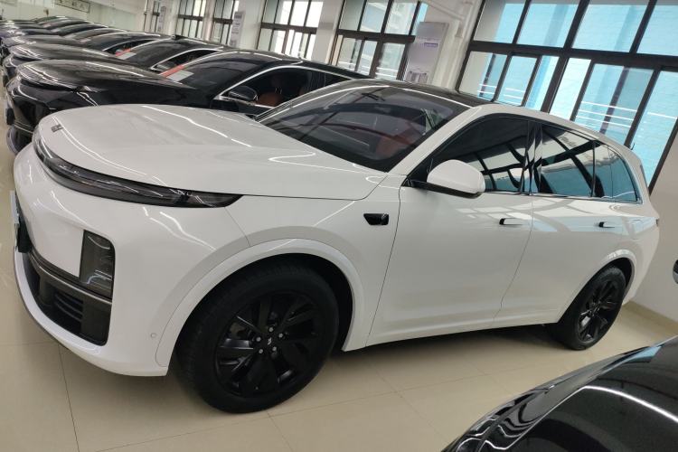 Used Li Auto L7 2023 Air model
