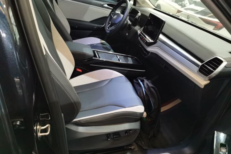 Used Volkswagen ID.6 CROZZ 2022 Standard Range PURE Edition
