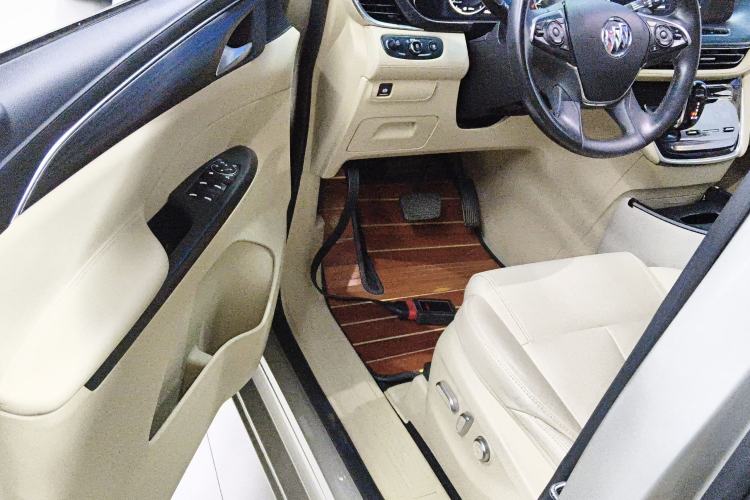 Used Buick GL8 2023 ES Lu Zun Deluxe Model