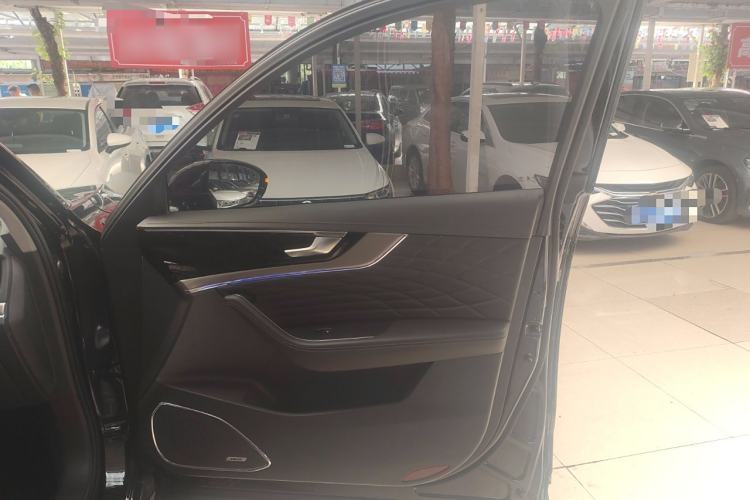 Used Hongqi HS5 2022 Revised Version 2.0T Smart Connect Flagship Edition
