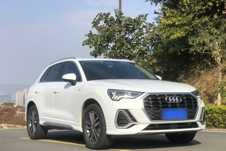 Used Audi Q3 2021 35 TFSI Progressive Dynamic Edition
