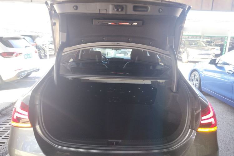 Used Mercedes-Benz A-Class 2021 A 200 L Sport Sedan Fashion Model