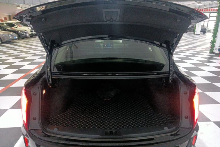 Used Hongqi E-QM5 2023 Base Travel Edition
