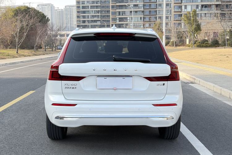 Used Volvo XC60 2026 B5 4x4 Smart Luxury Edition
