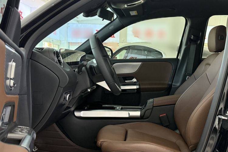 Used Mercedes-Benz GLB 2024-Year Restyled GLB 200 Dynamic Edition
