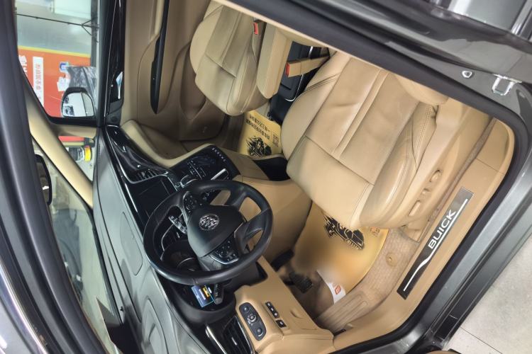 Used Buick GL8 2018 ES 28T Flagship Model China VI Standard
