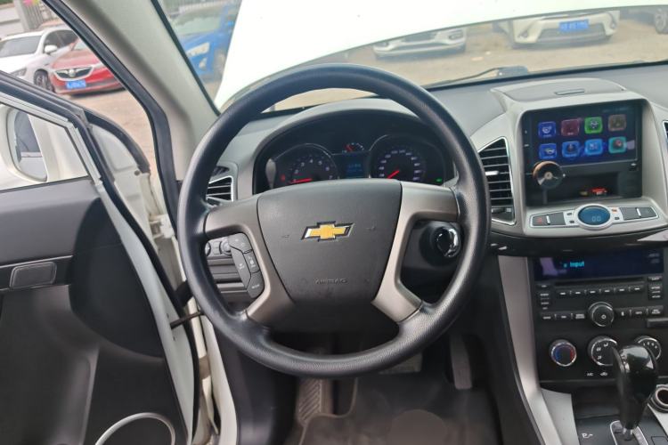 Used Chevrolet Captiva 2015 2.4L Two-Wheel Drive Urban Version 7 Seats
