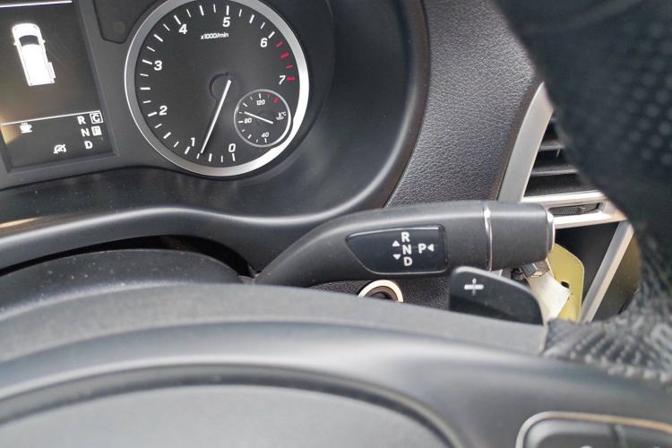 Used Mercedes-Benz Vito 2021 2.0T Elite Version 7 Seats
