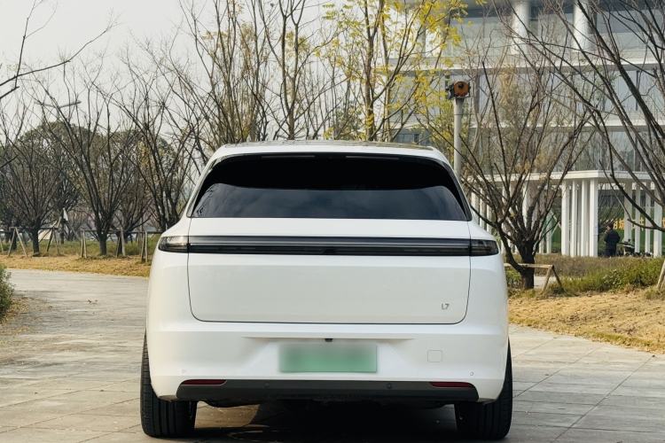 Used Li Auto L7 2023 Pro Model
